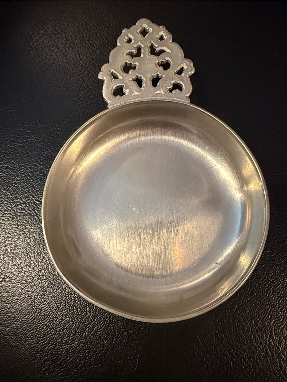 Vintage Woodbury Pewters Handled Pewter Porringer Dish